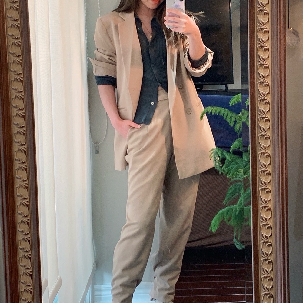 OAK + FORT beige cropped trouser with adjustable ankle